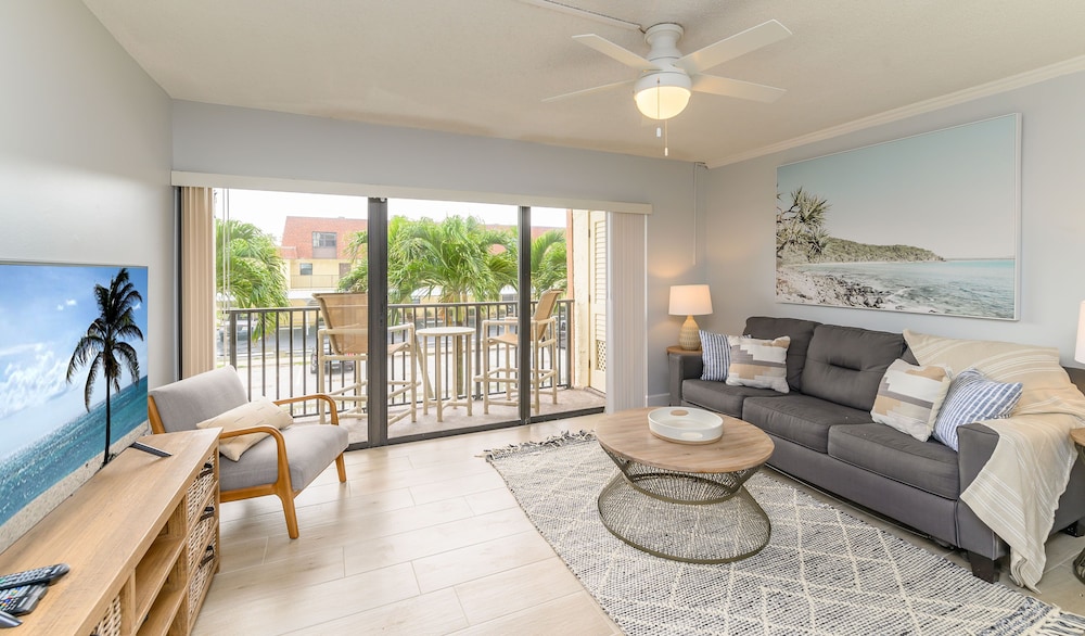 Standard Condo, 2 Bedrooms photo 3