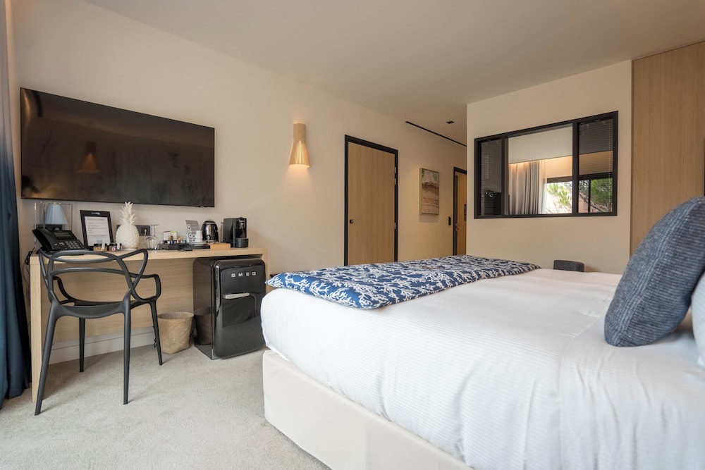 Superior Double or Twin Room, Garden Area