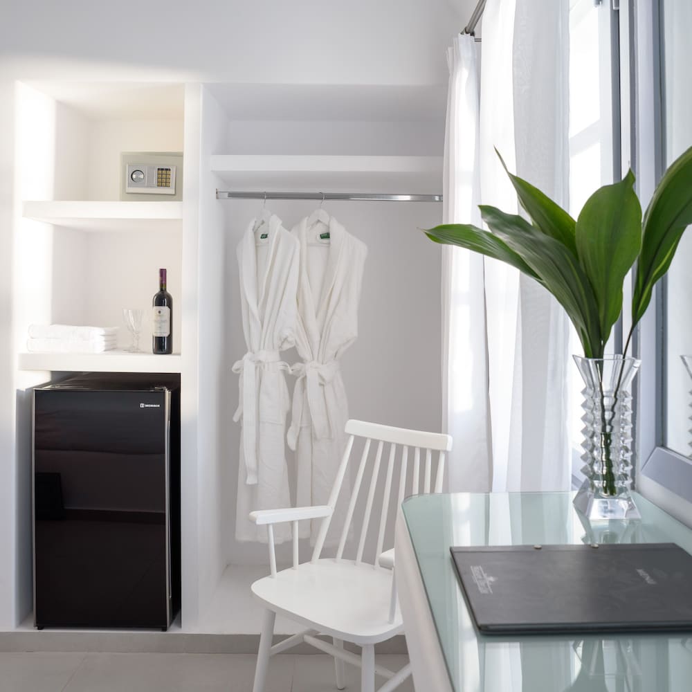 Junior Suite, Garden View - Photo 4