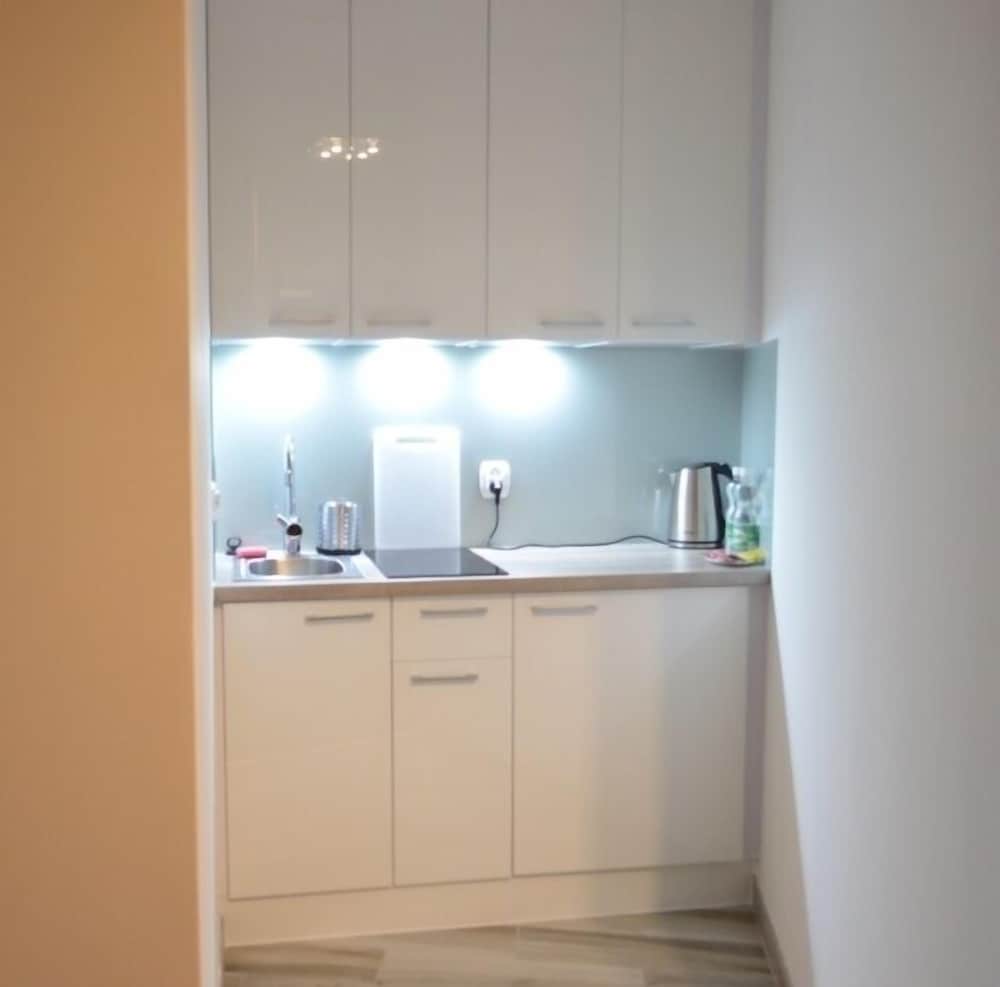 Apartment (19B) photo 3