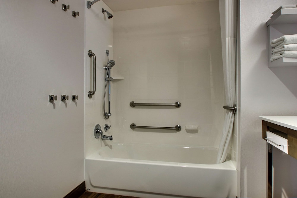 Hampton Inn & Suites By Hilton Southport, Zdjęcie 3