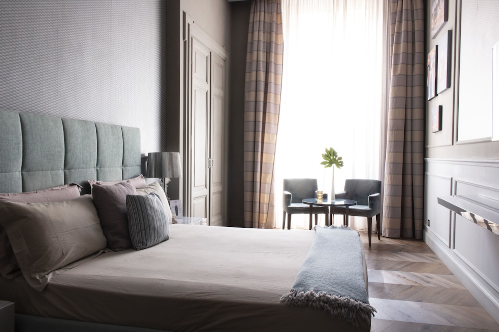 Deluxe Double Room (Silver) photo 1