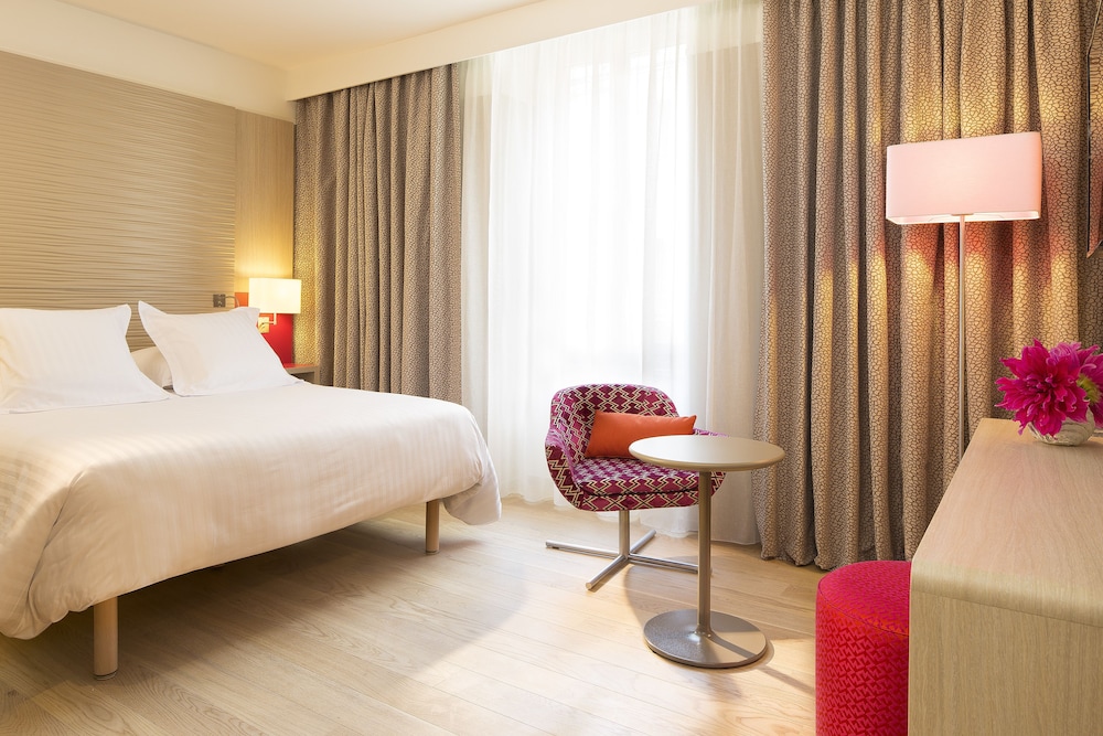 Superior Double or Twin Room photo 3