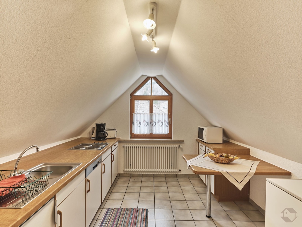 Penthouse Mountain View with loggia, excl. breakfast (100sqm, 1 double and 1 single bed) photo 3