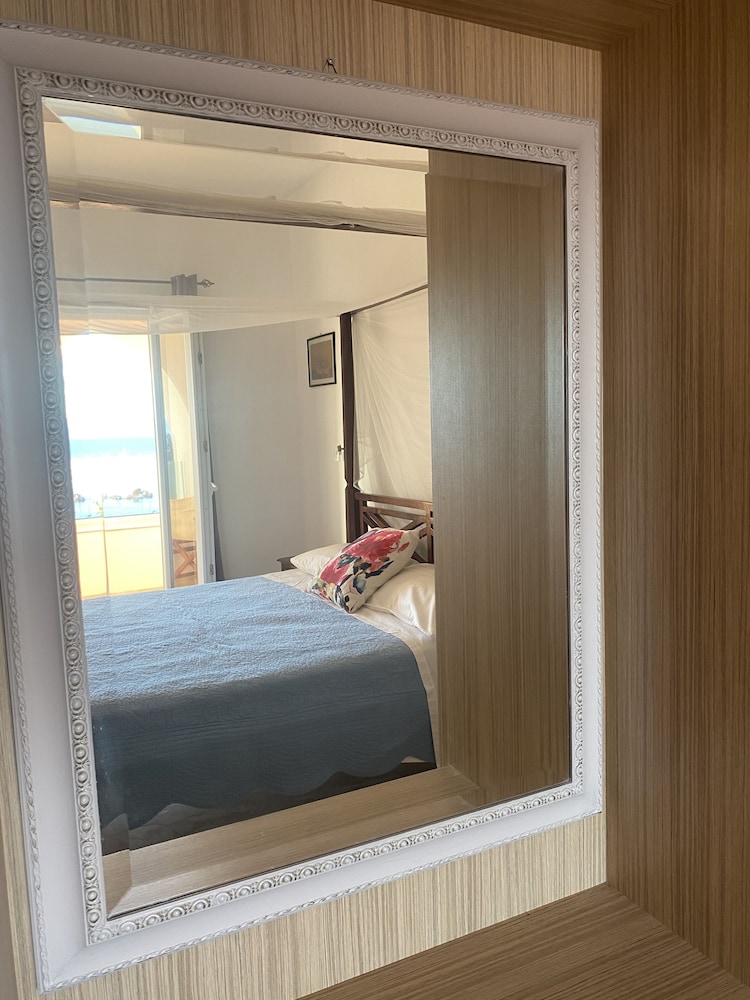 Traditional Room photo 3