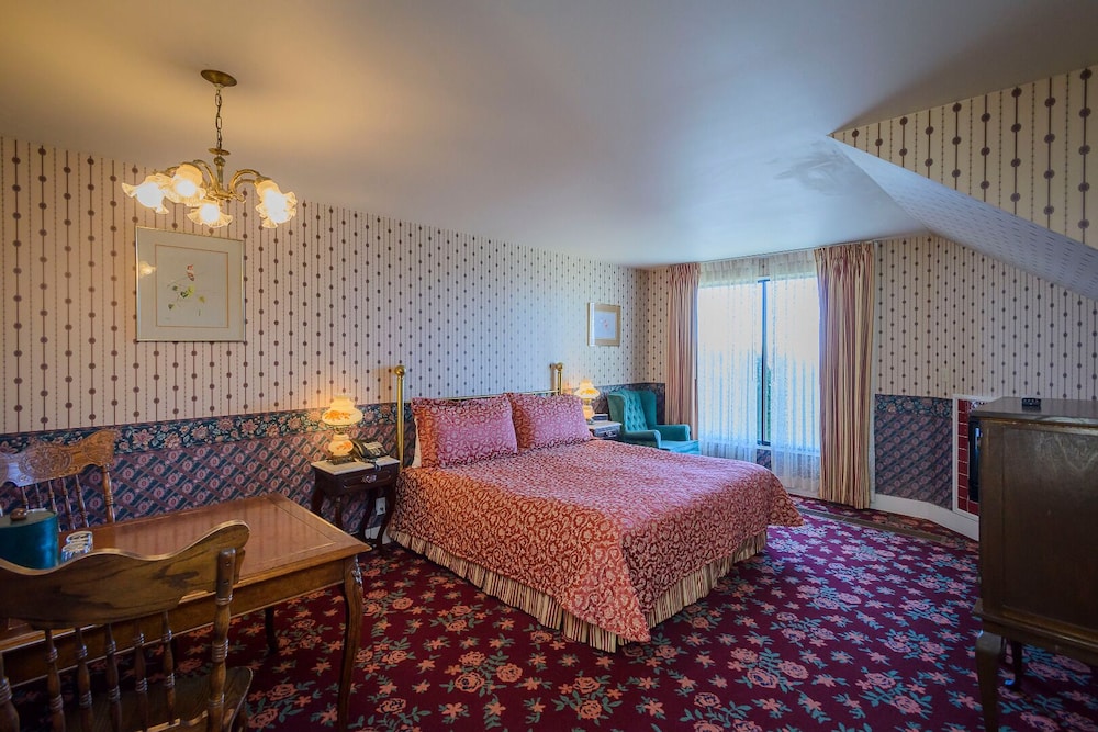 Deluxe Room, 1 King Bed, Ocean View, Sea Facing (Deluxe Ocean View)