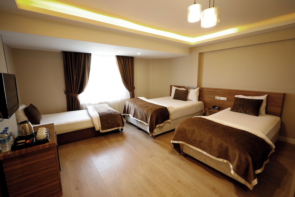 Standard Triple Room photo 1