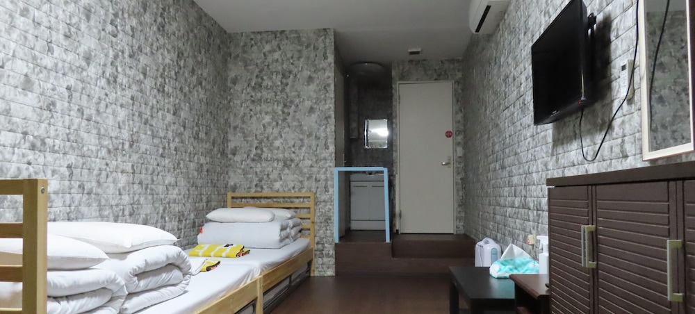 Apartment - Ground Floor, Non Smoking photo 1