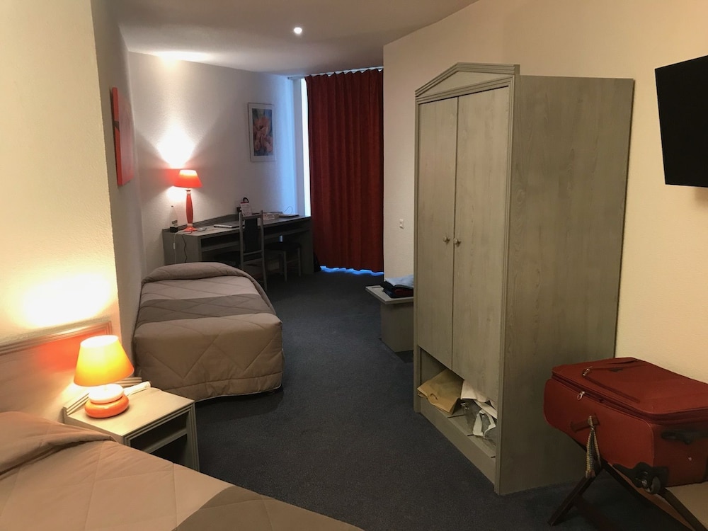 Superior Triple Room - Photo 3