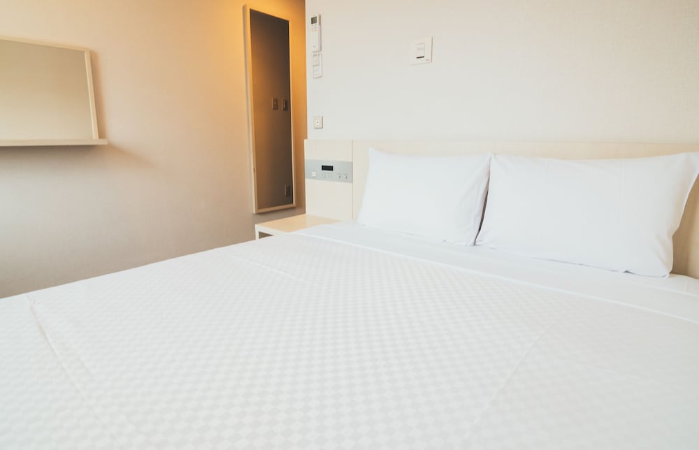 [Free CurryRice&Salad] [Manga Library w/11000 books] Double Room,Non Smoking - Photo 2