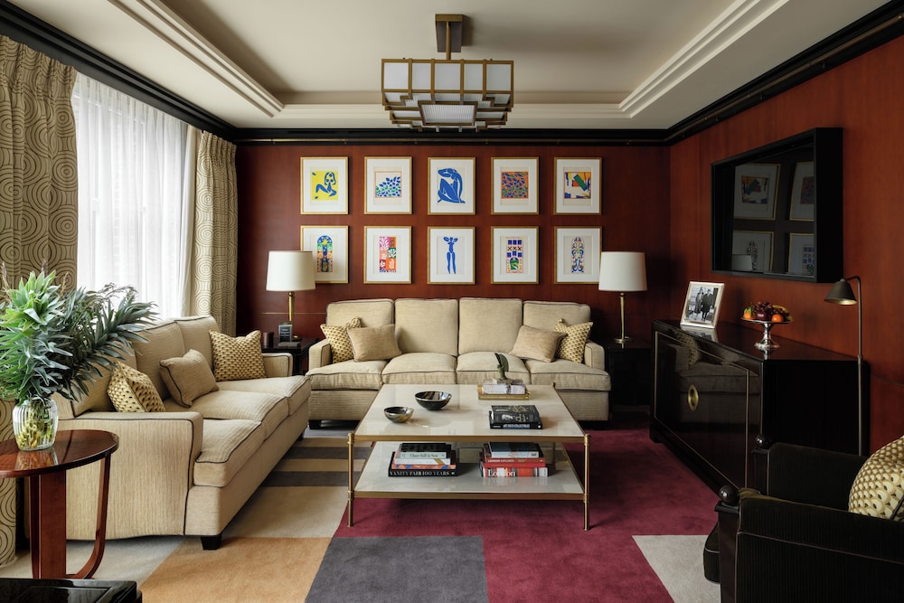 Suite (Mayfair)