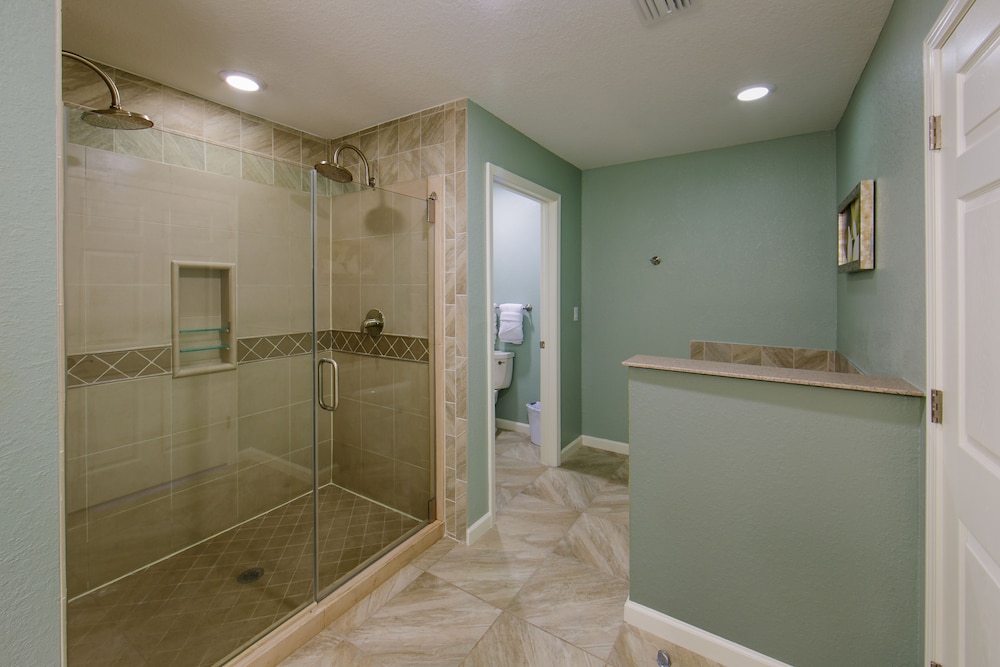 Grand Room, 3 Bedrooms photo 1