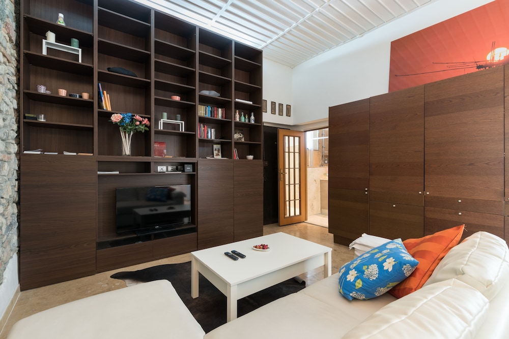 Apartment, 1 Bedroom, Non Smoking photo 2