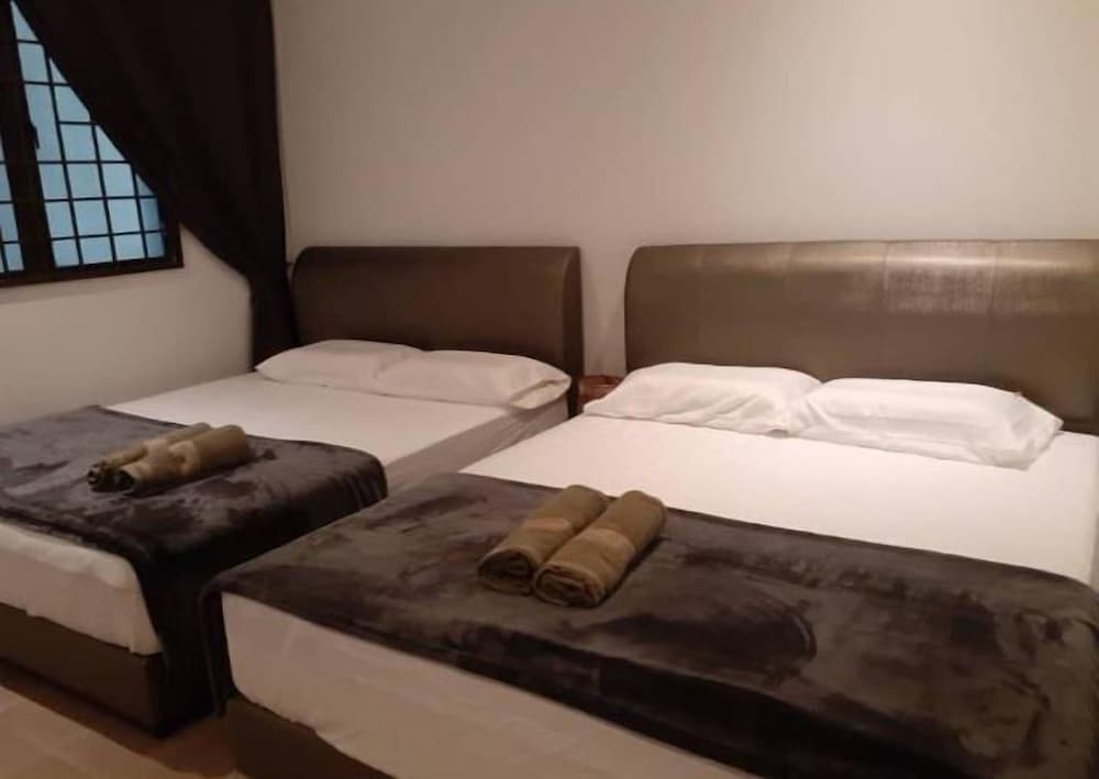 Quadruple Room photo 1