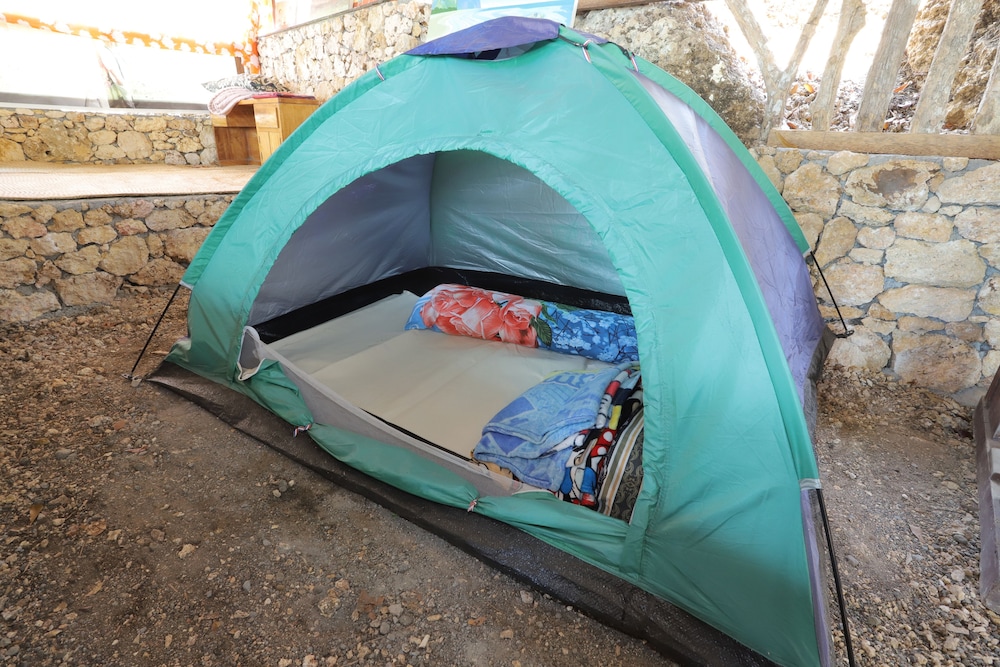 Tent - Photo 1