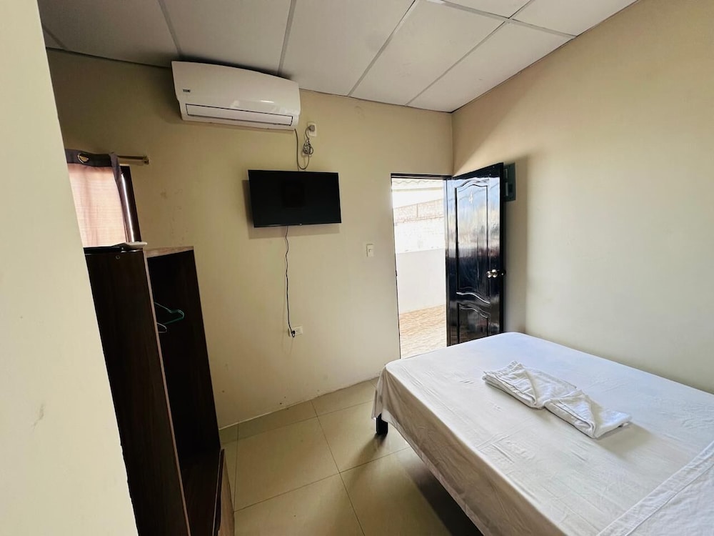 Business Double Room, Multiple Beds photo 3