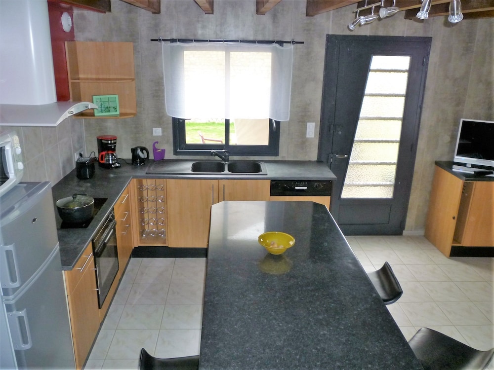 Family Studio, 2 Bedrooms, Kitchenette, Garden View (Gite des Vendangeurs) photo 3