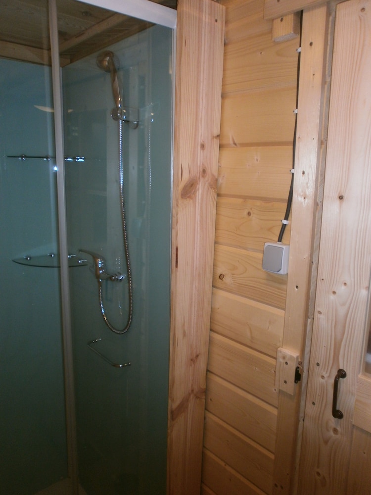 Cabin, 1 Bedroom photo 2