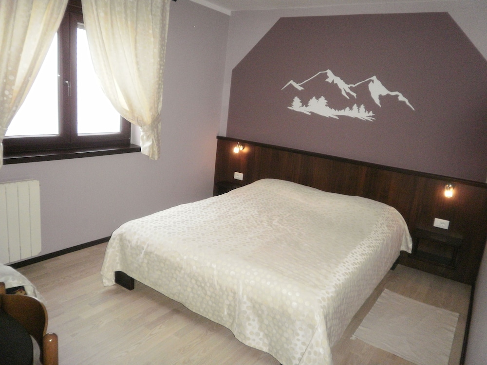 Basic Double Room, 1 Bedroom - Photo 2