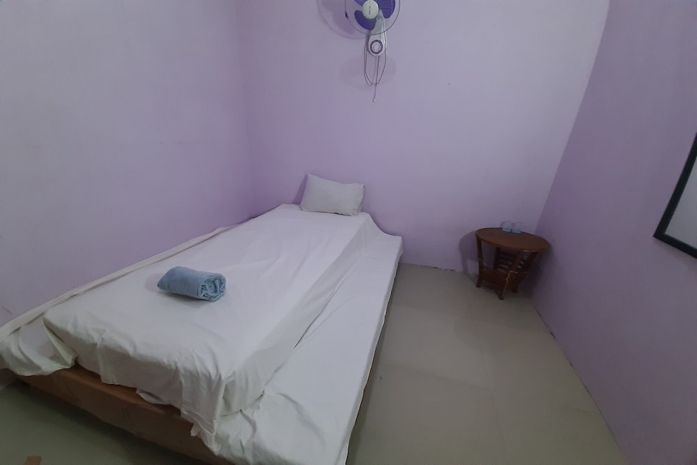 Basic Single Room photo 1