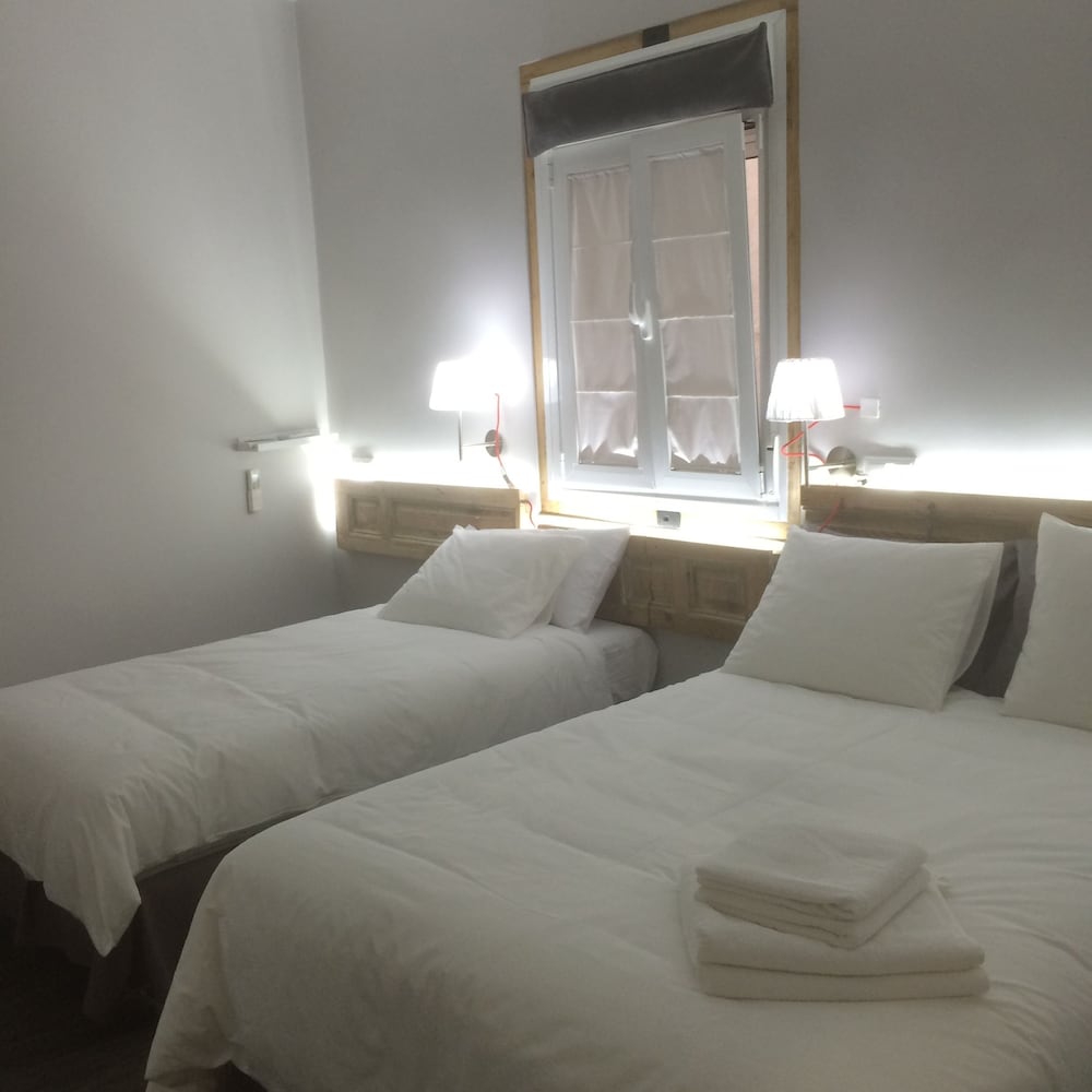 Habitación Familiar, No Fumadores, Baño Privado