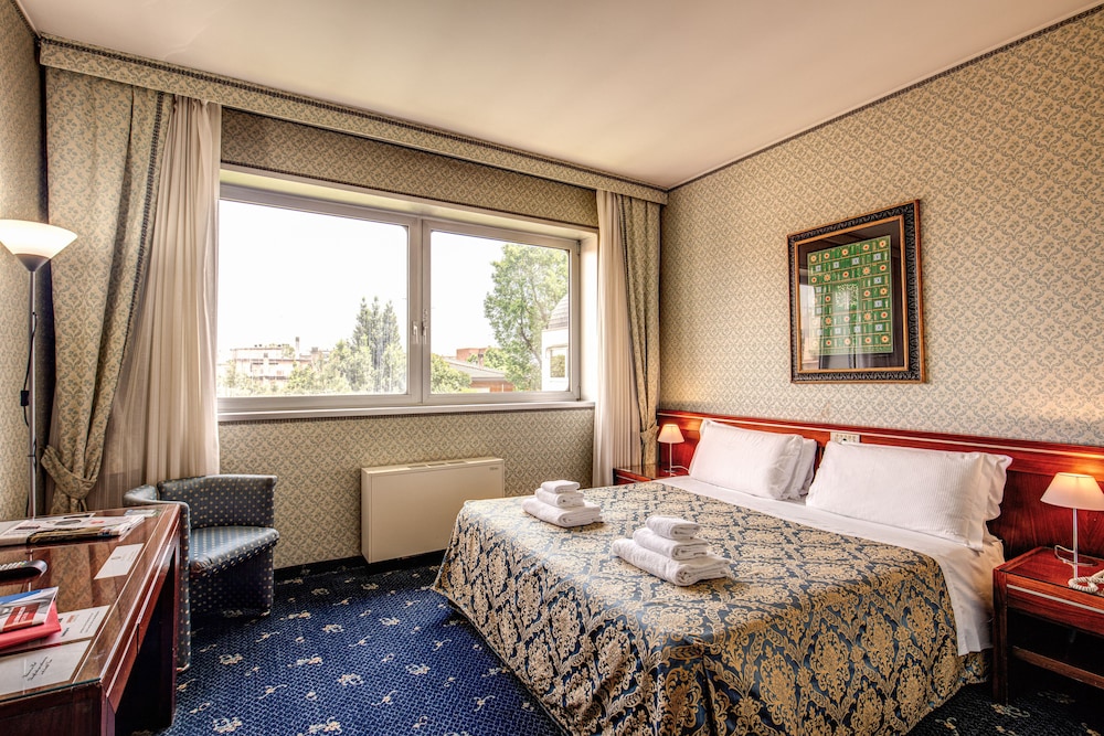 Classic Double Room