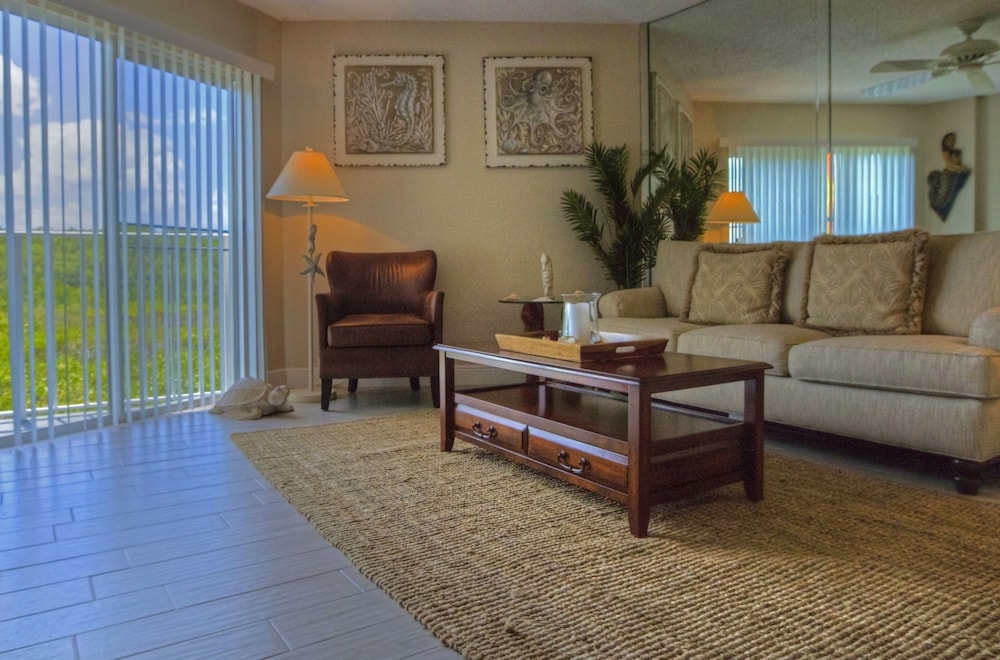 Suite, Multiple Beds, Ocean View (Standard Two Bedroom Ocean View Suite) - Photo 10