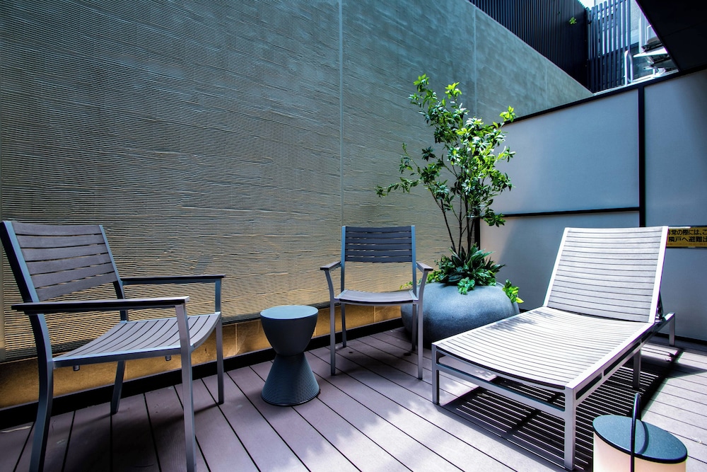 Deluxe Suite 5 Bed Spa & Sauna from 17:30~19:00 limited - Photo 9