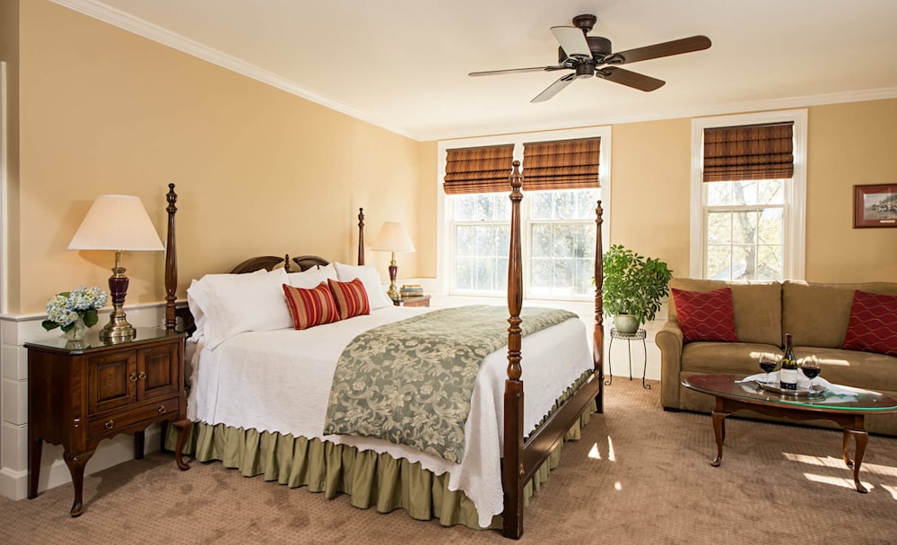 42 - Bulrush Room