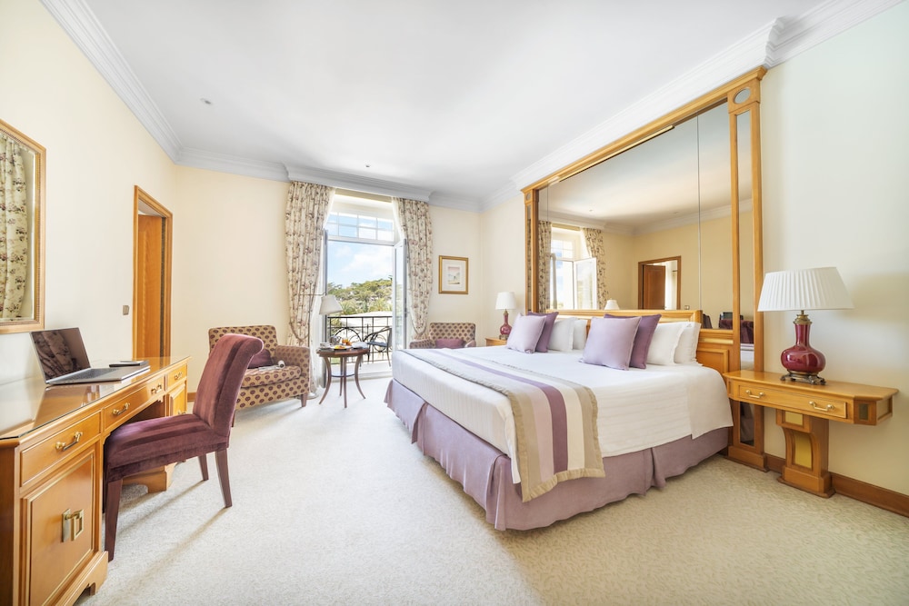 Superior Room, Pool View - Photo 1