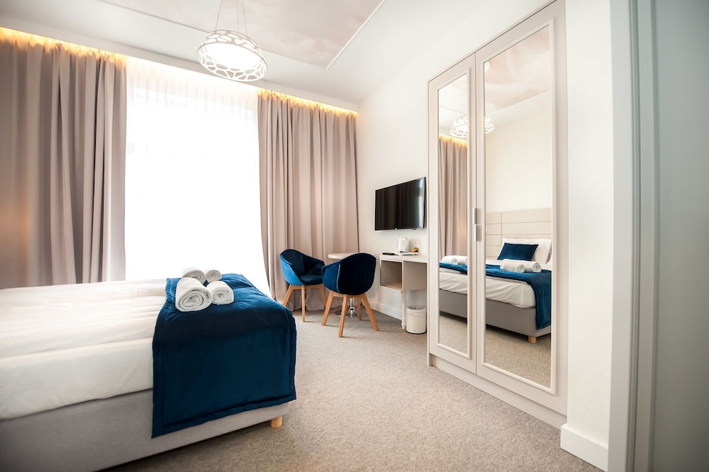 Standard Double Room - Photo 2