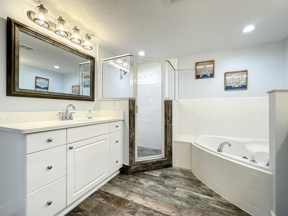 Delightful Modern Coastal Themed 3 2 Condo in Oceanwalk Ow3-303, Bild 34