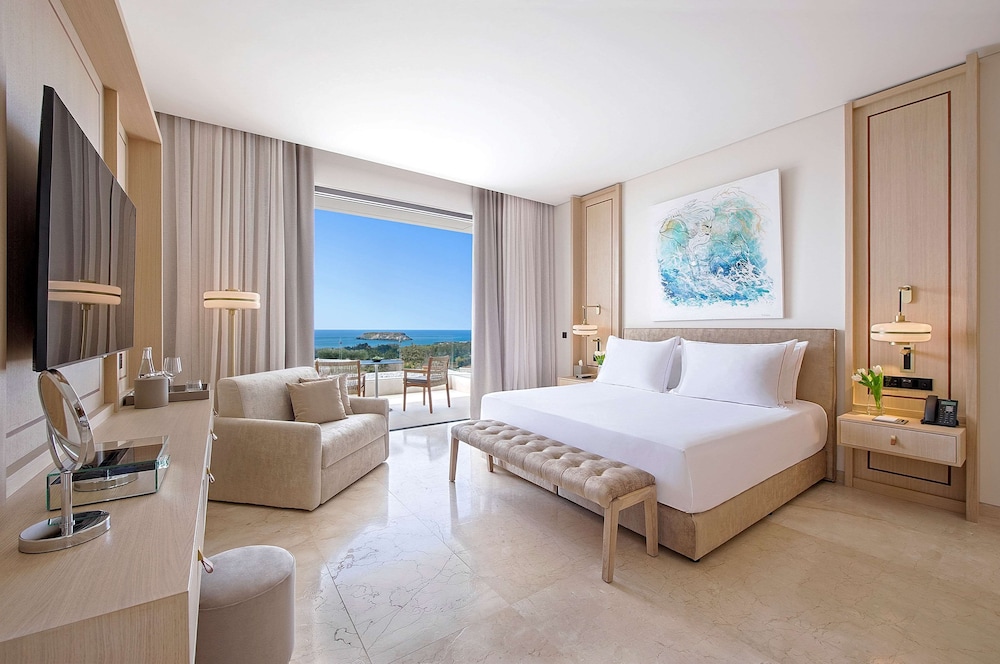 Cap Deluxe Room