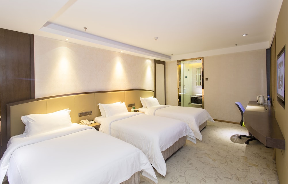 Deluxe Triple Room photo 1
