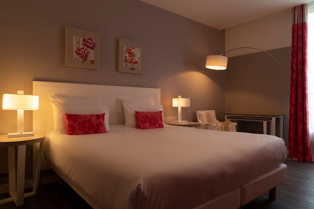 Superior Double or Twin Room photo 1