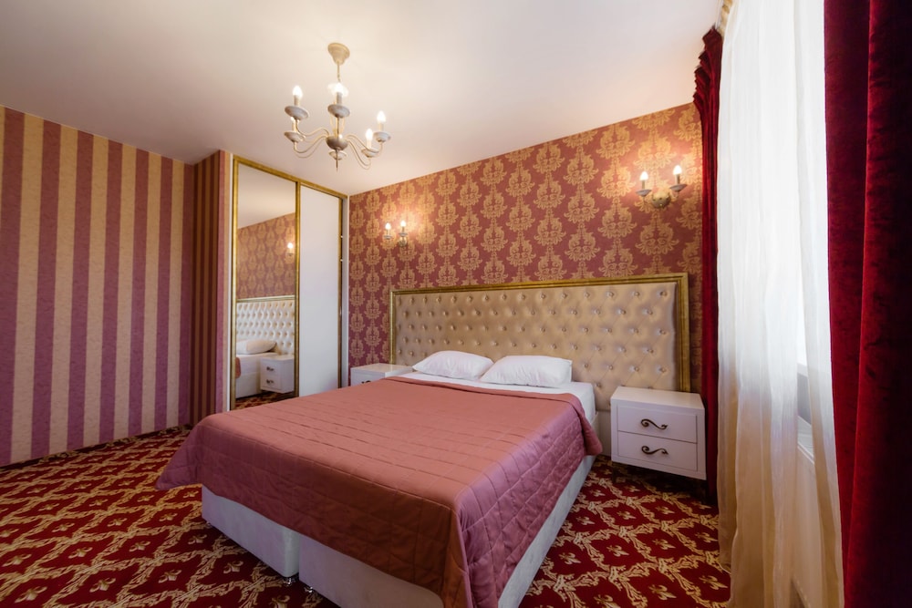Standard Double or Twin Room photo 3