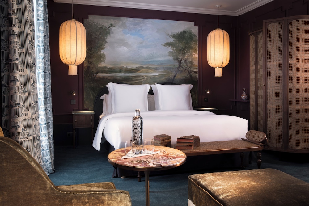 Hotel Monte Cristo bedroom photo