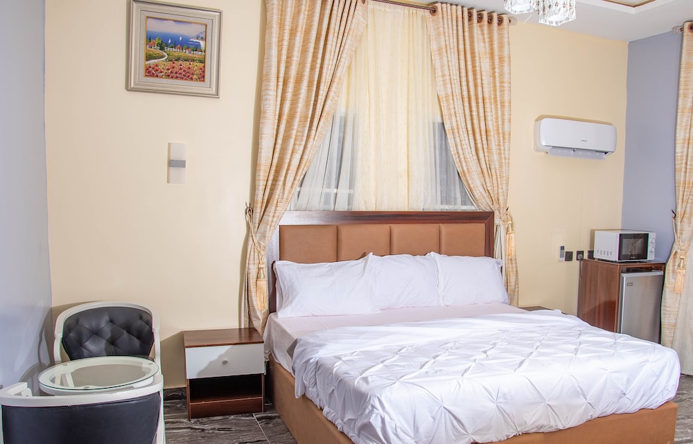 Presidential Apartment photo 3