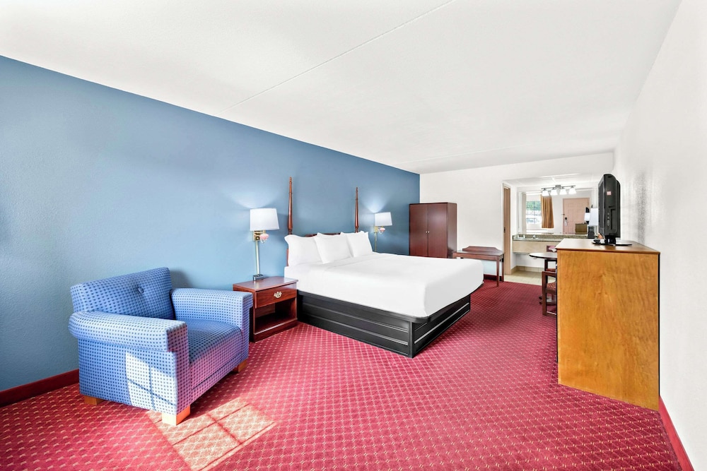 Room, 1 King Bed, Non Smoking (Extra Bed)