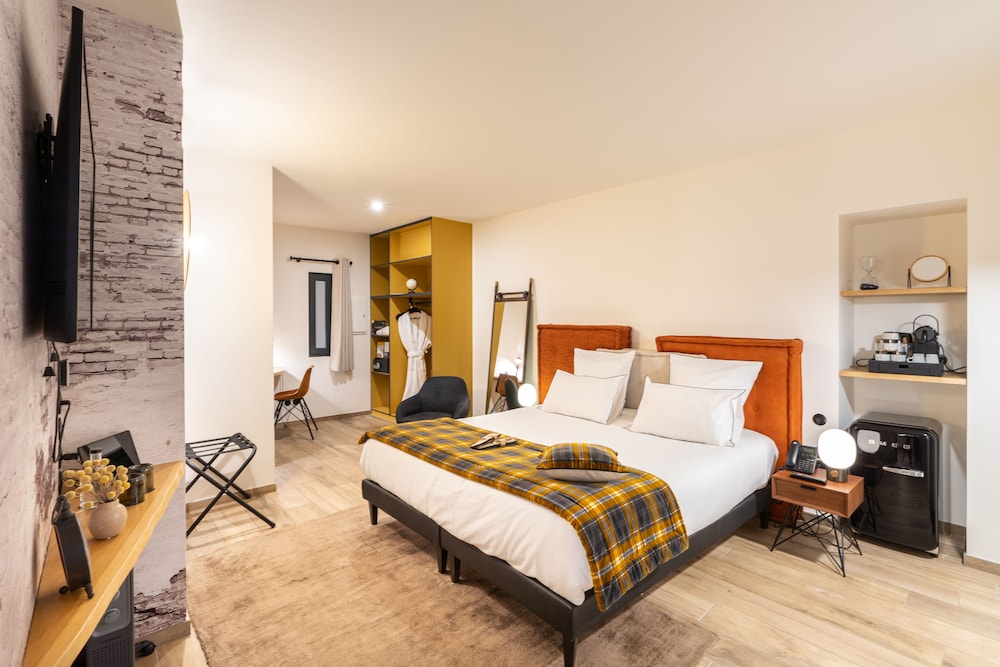 Chambre Double Luxe (Cosy Room) Chambre Double Luxe (Cosy Room)