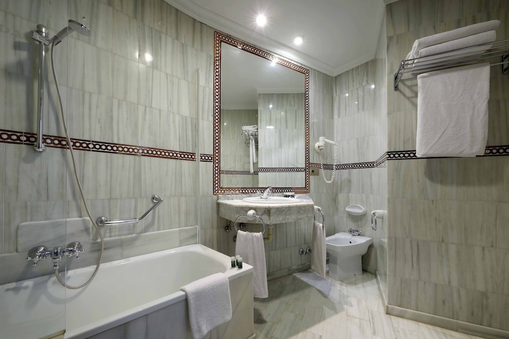 Triple Room - Photo 8