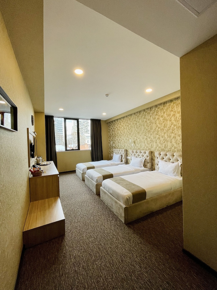 Classic Triple Room