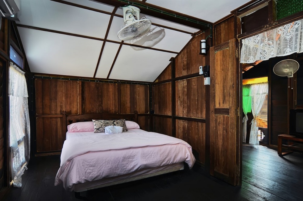 Signature Room, 3 Bedrooms photo 3
