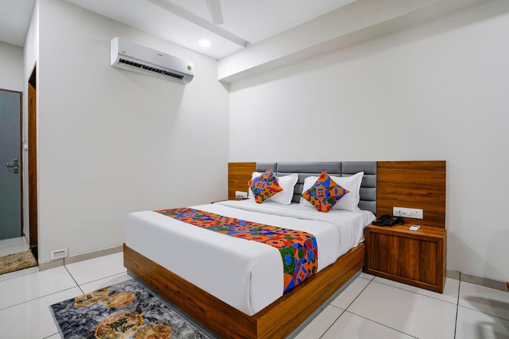 Exclusive Room, City View