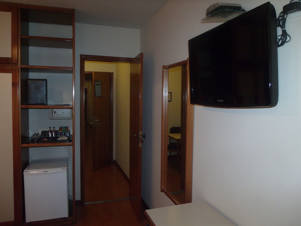 Family Quadruple Room - Photo 8