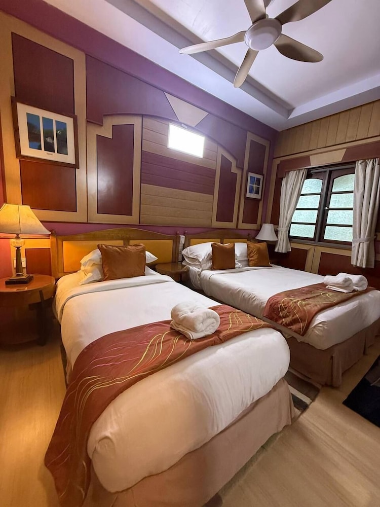 Deluxe Triple Room