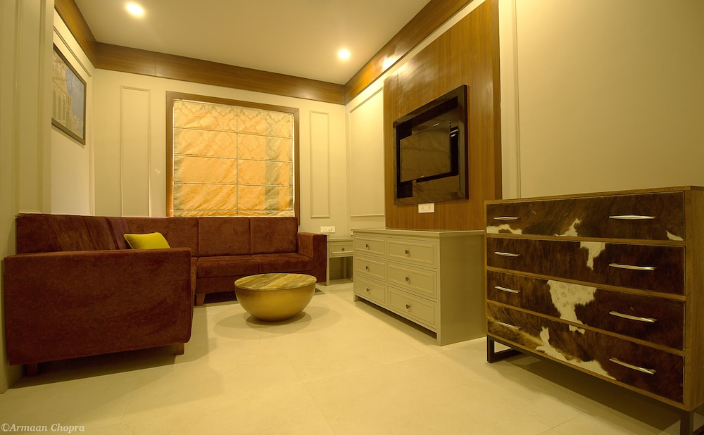 Luxury Studio Suite photo 2