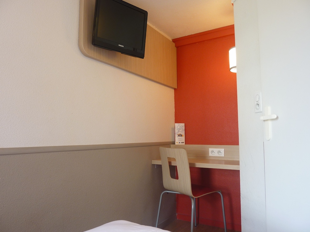 Standard Room, 1 Double Bed - Photo 3