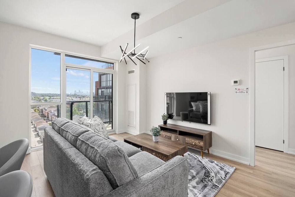 City Apartment, Multiple Beds, Kitchen
