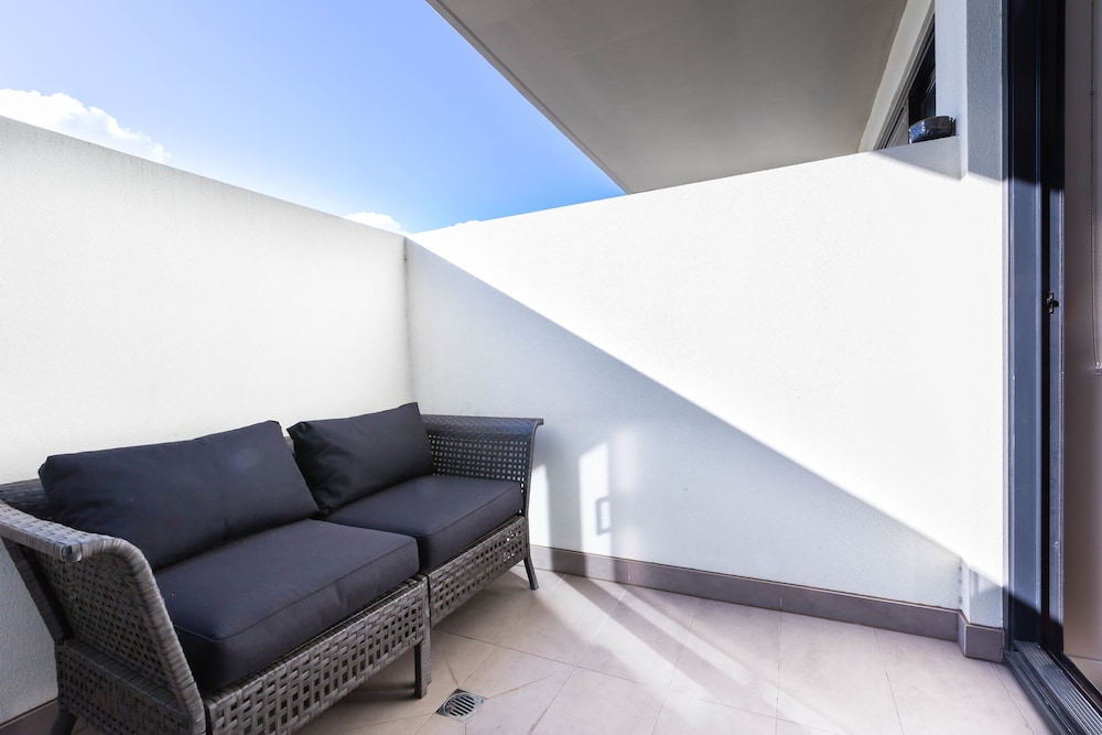 Premium Apartment, 1 Bedroom, Balcony photo 3